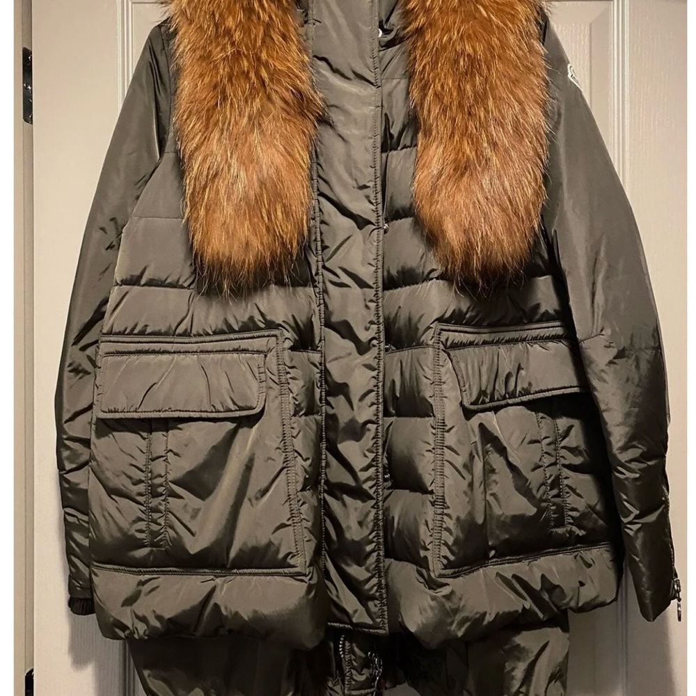 Moncler Lynx Women’s down jacket. Size 3